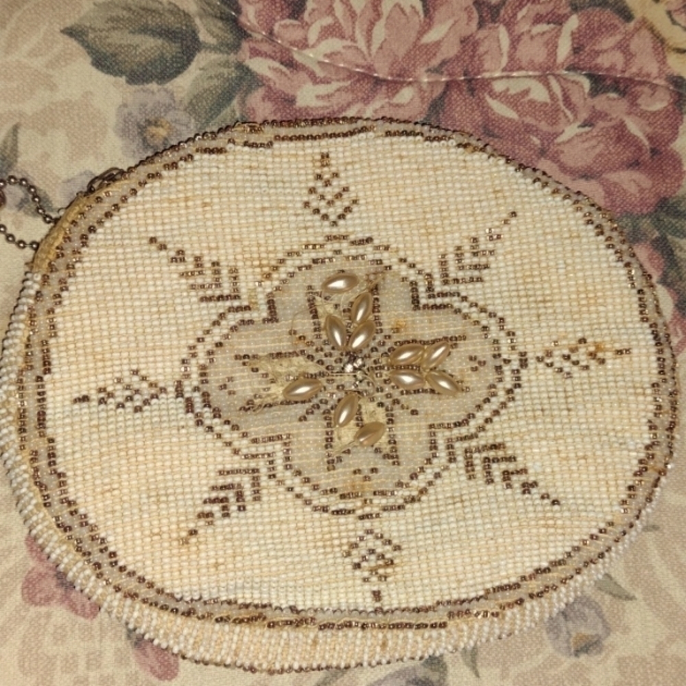 Vintage 1920's Beaded Clutch Purse